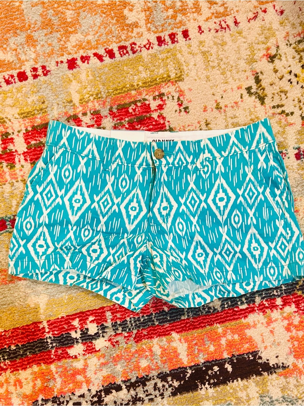 Old Navy Teal and White Ikat-Patterned Women's Shorts